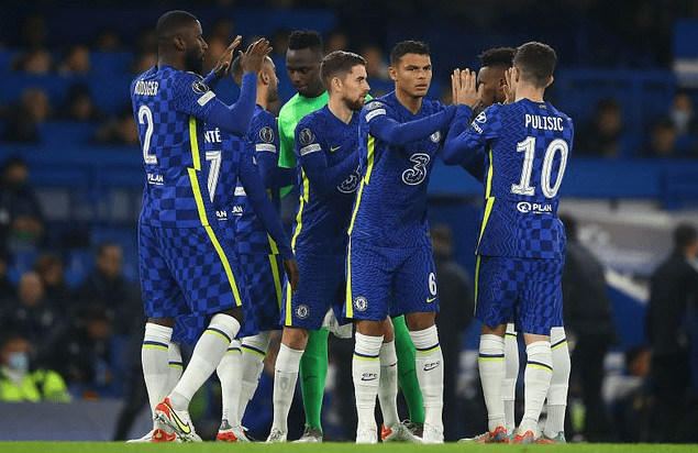 他在攻防两 他在攻防两