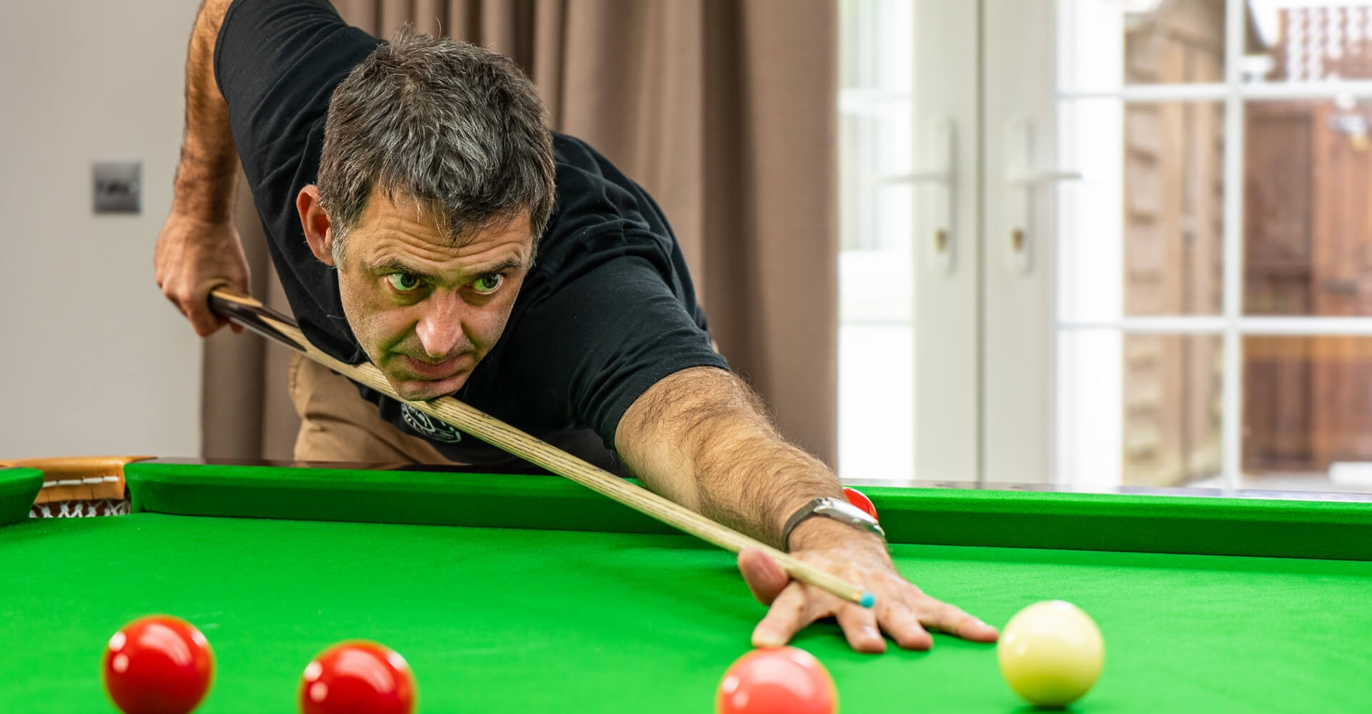 向我们展示 向我们展示