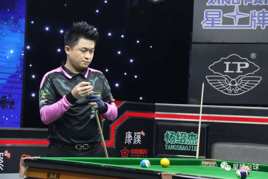 发了广泛讨 发了广泛讨