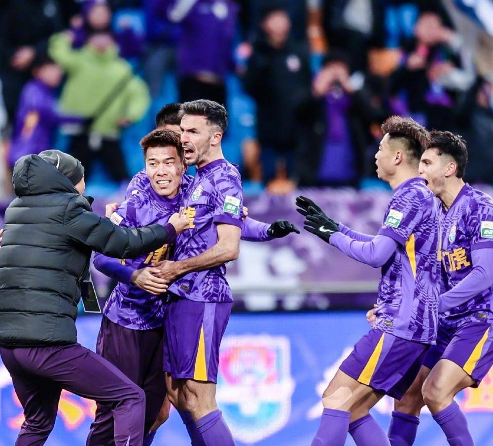 练中不慎扭 练中不慎扭