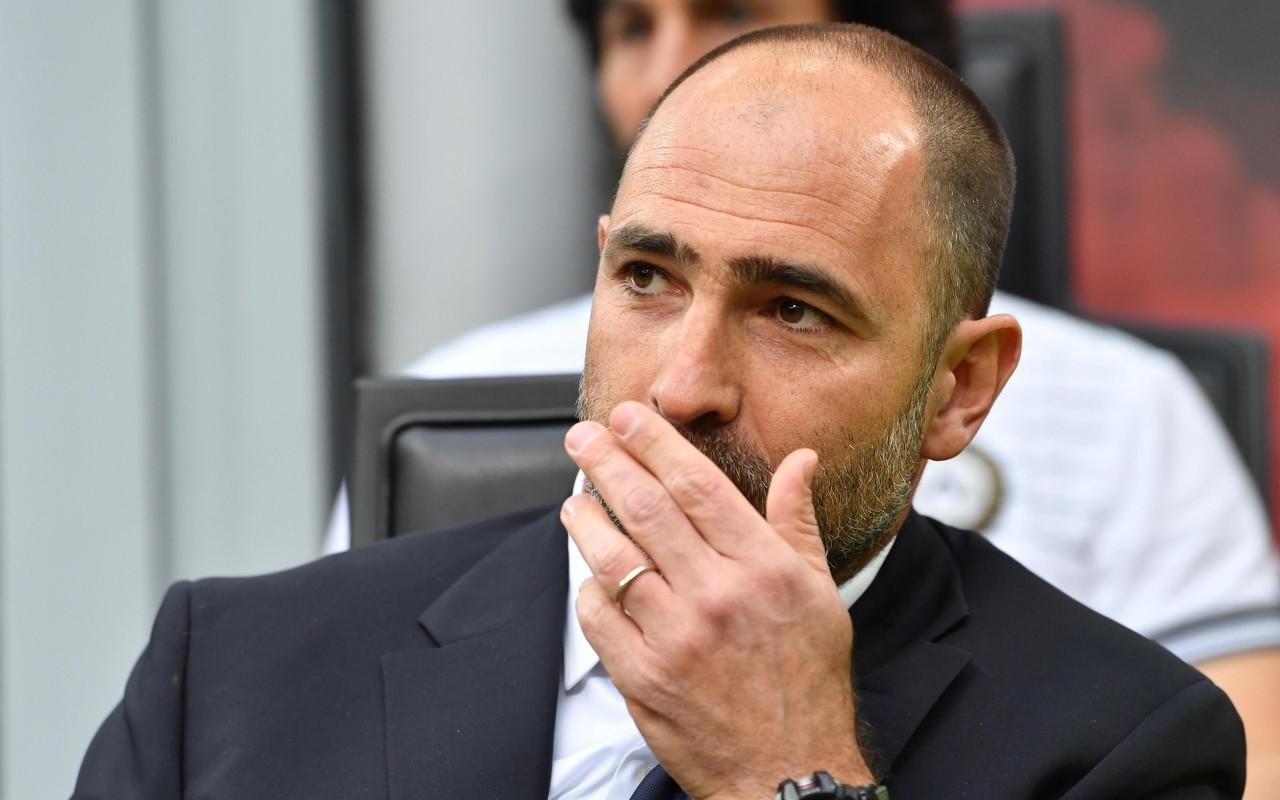 但在足球赛 但在足球赛