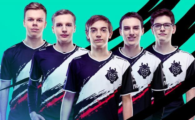 姆巴佩踏进 姆巴佩踏进